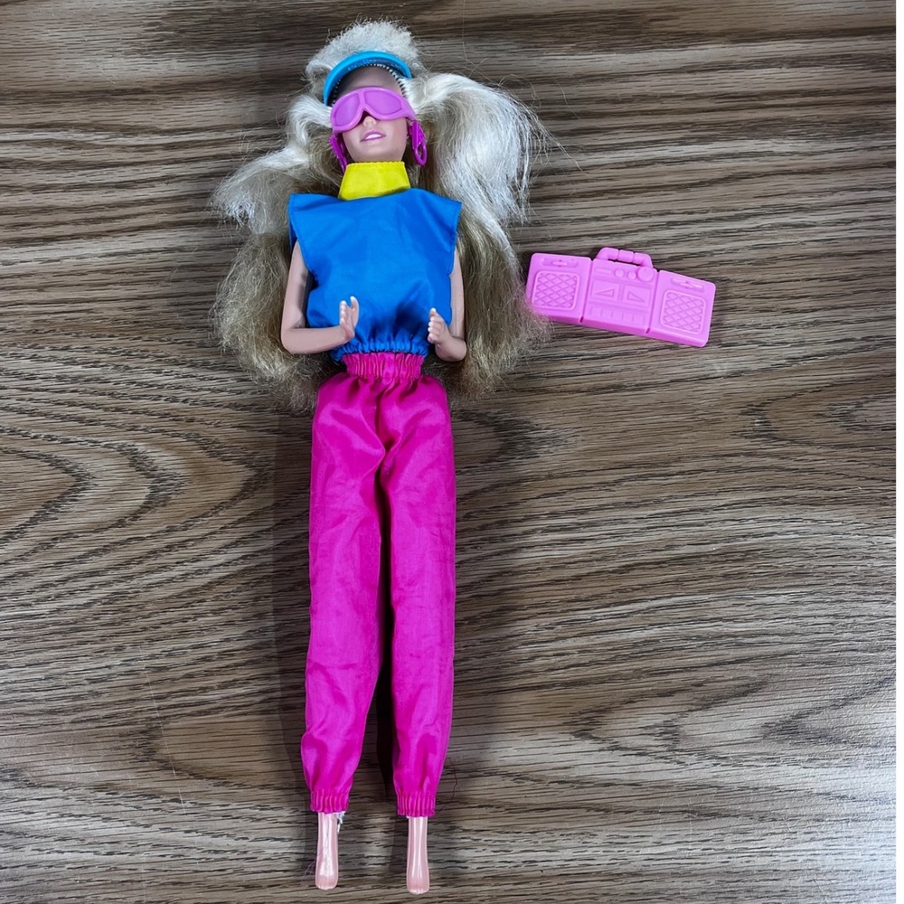 Vintage 1986 Mattel Barbie Doll Totally Hair 80s Workout Pink Blue Boombox